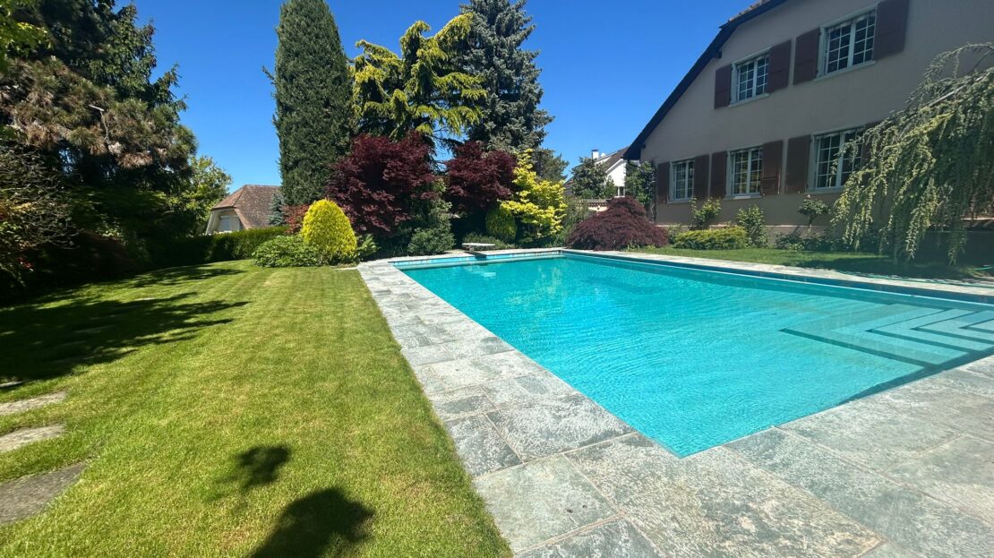 cayden.piscine.anieres-1110×623