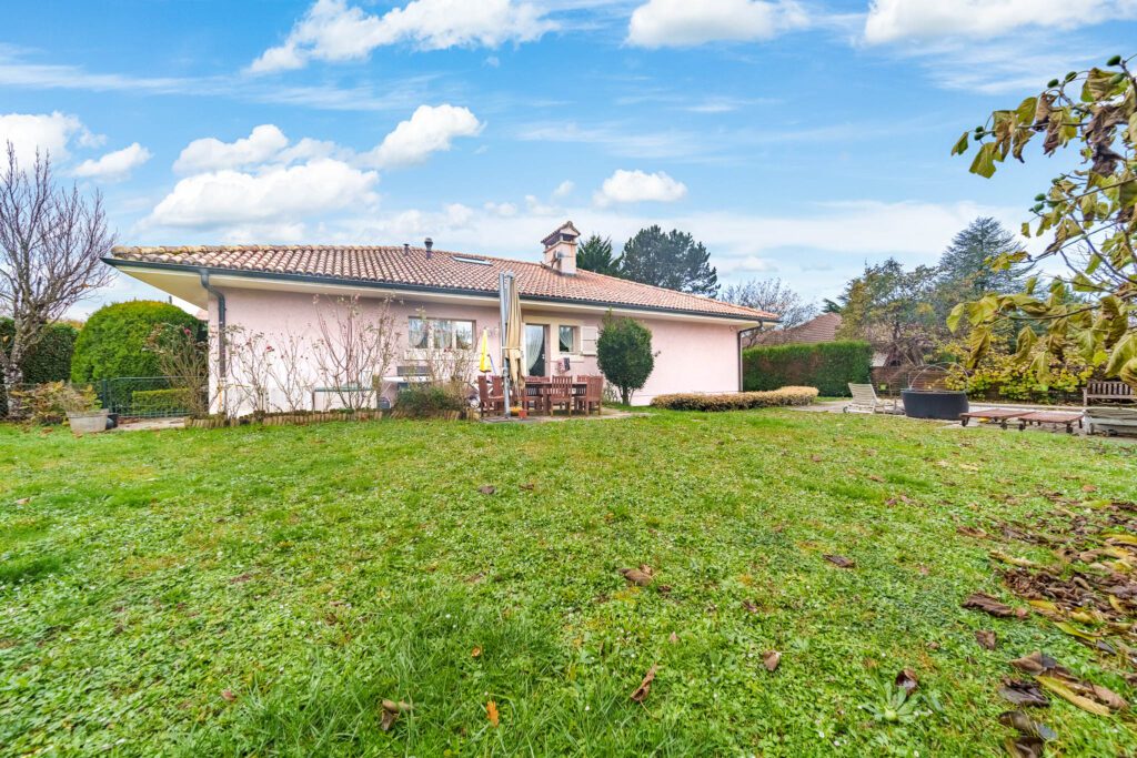 Villa individuelle avec piscine