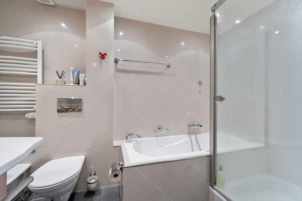 Villa 6 pièces avec piscine !