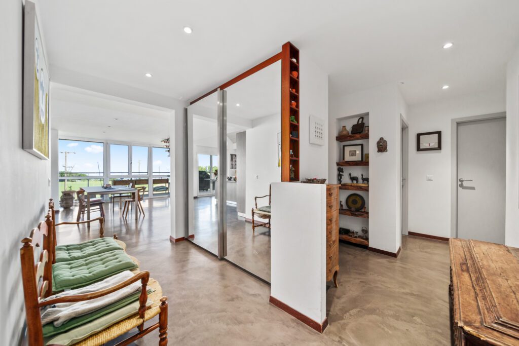 Exclusif !! Duplex dernier étage, face au lac