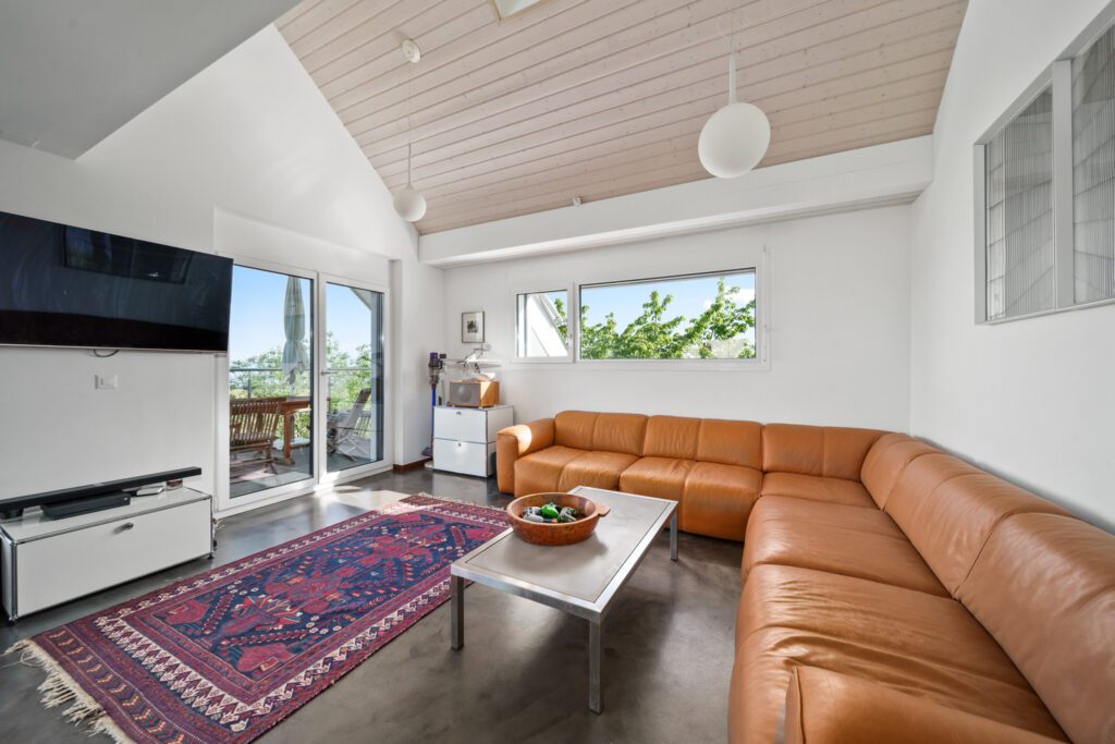 Exclusif !! Duplex dernier étage, face au lac