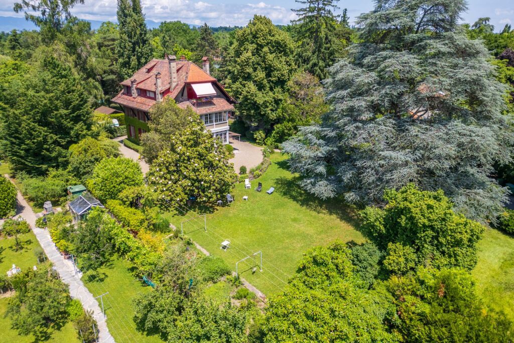 Exclusivité !! 5 pièces avec superbe cachet dans quartier résidentiel