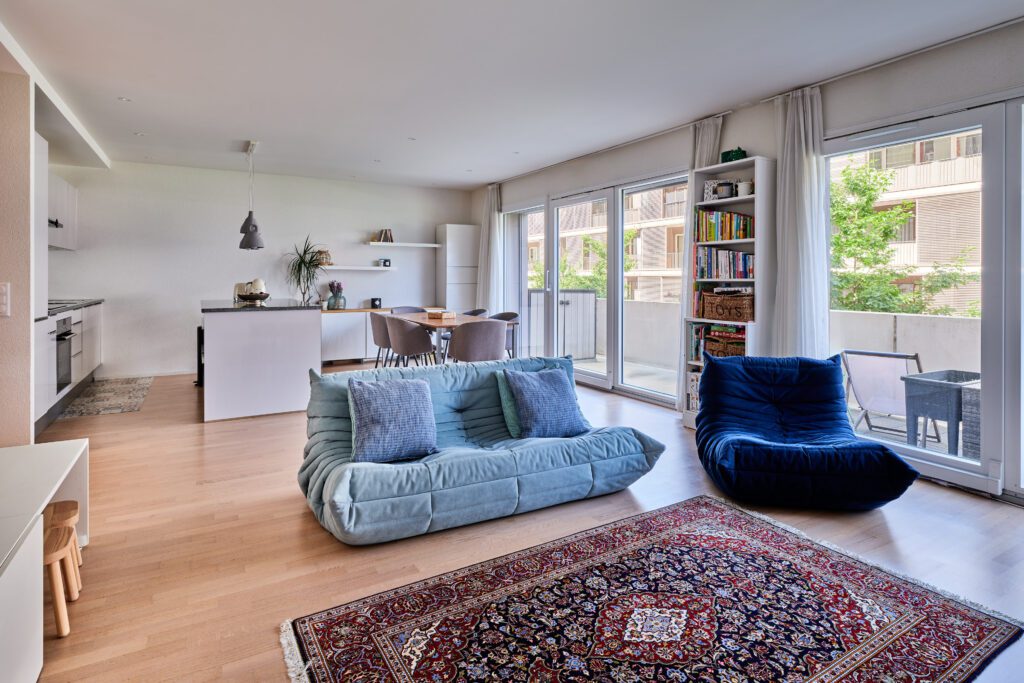 EXCLUSIVITE !! Lumineux duplex de 4 pièces avec grand balcon