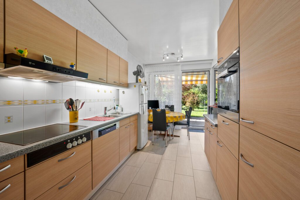 Exclusivité !! Très agréable 4 pièces en rez-de-jardin