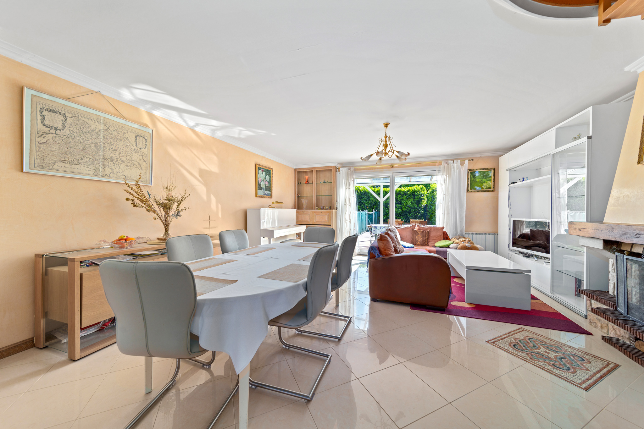 cayden.grandsaconnex.séjour salon