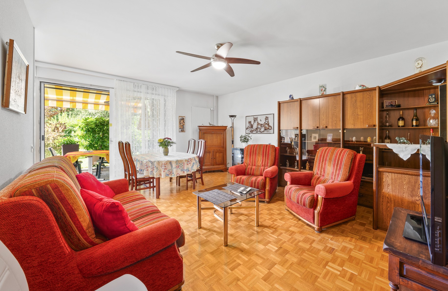 cayden-dardagny-salon