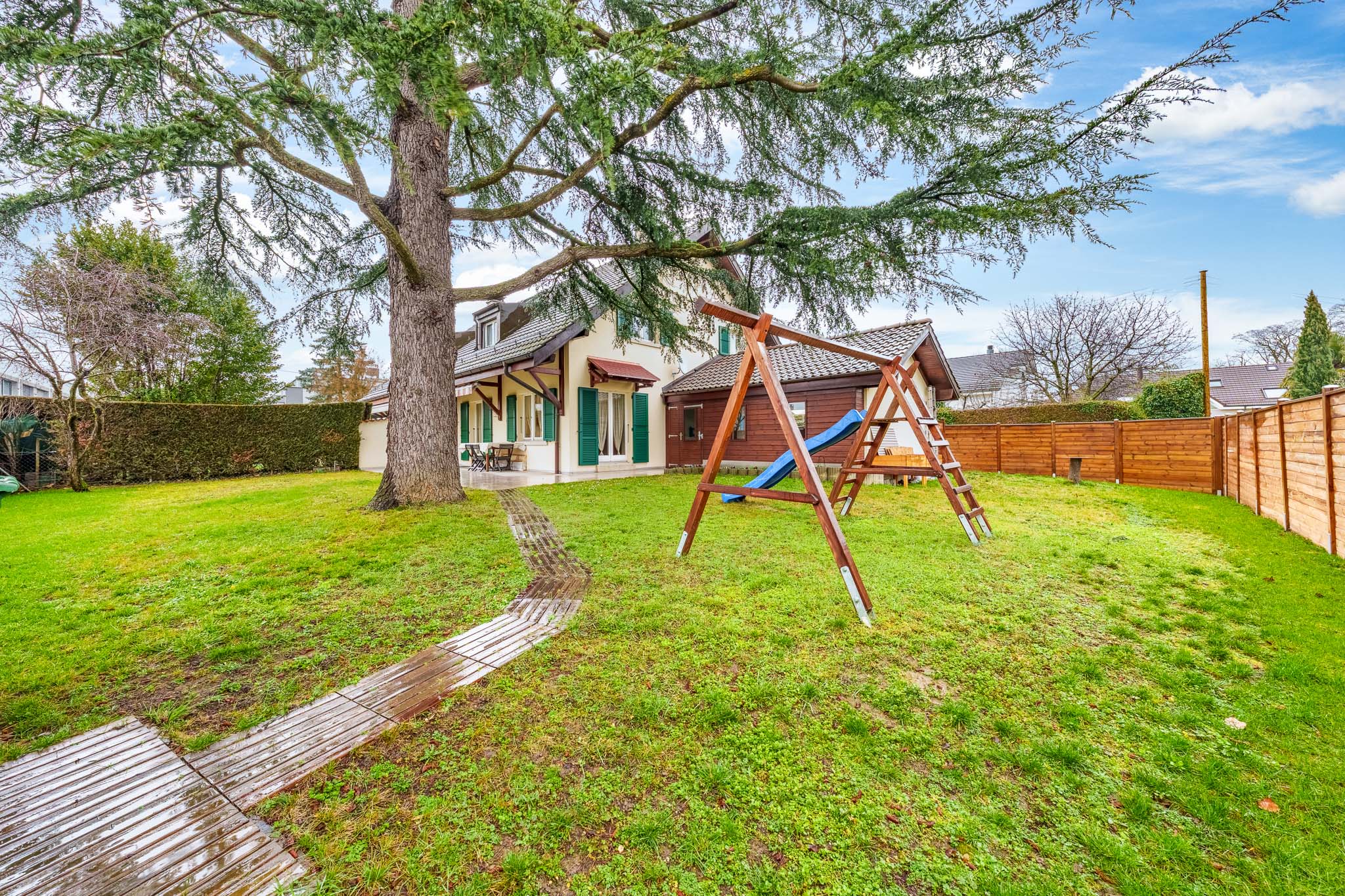 cayden-thonex-jardin-villa