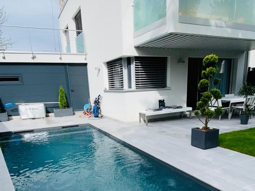 cayden.chenebougeries.piscine.terrasse