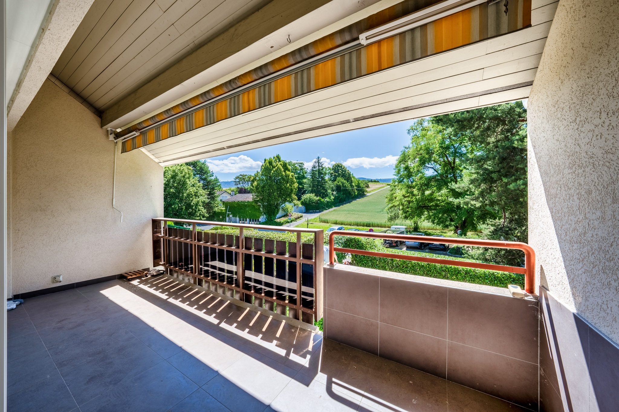 perly-balcon-cayden